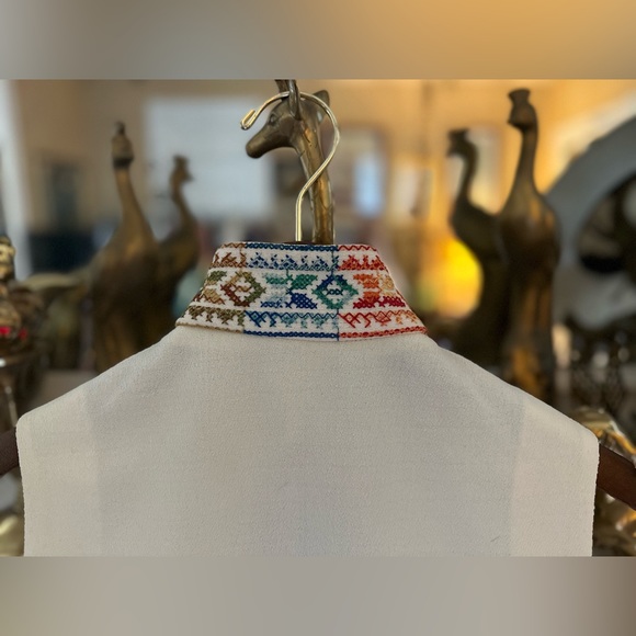 Vintage Mod Embroidered Dress - Picture 7 of 10